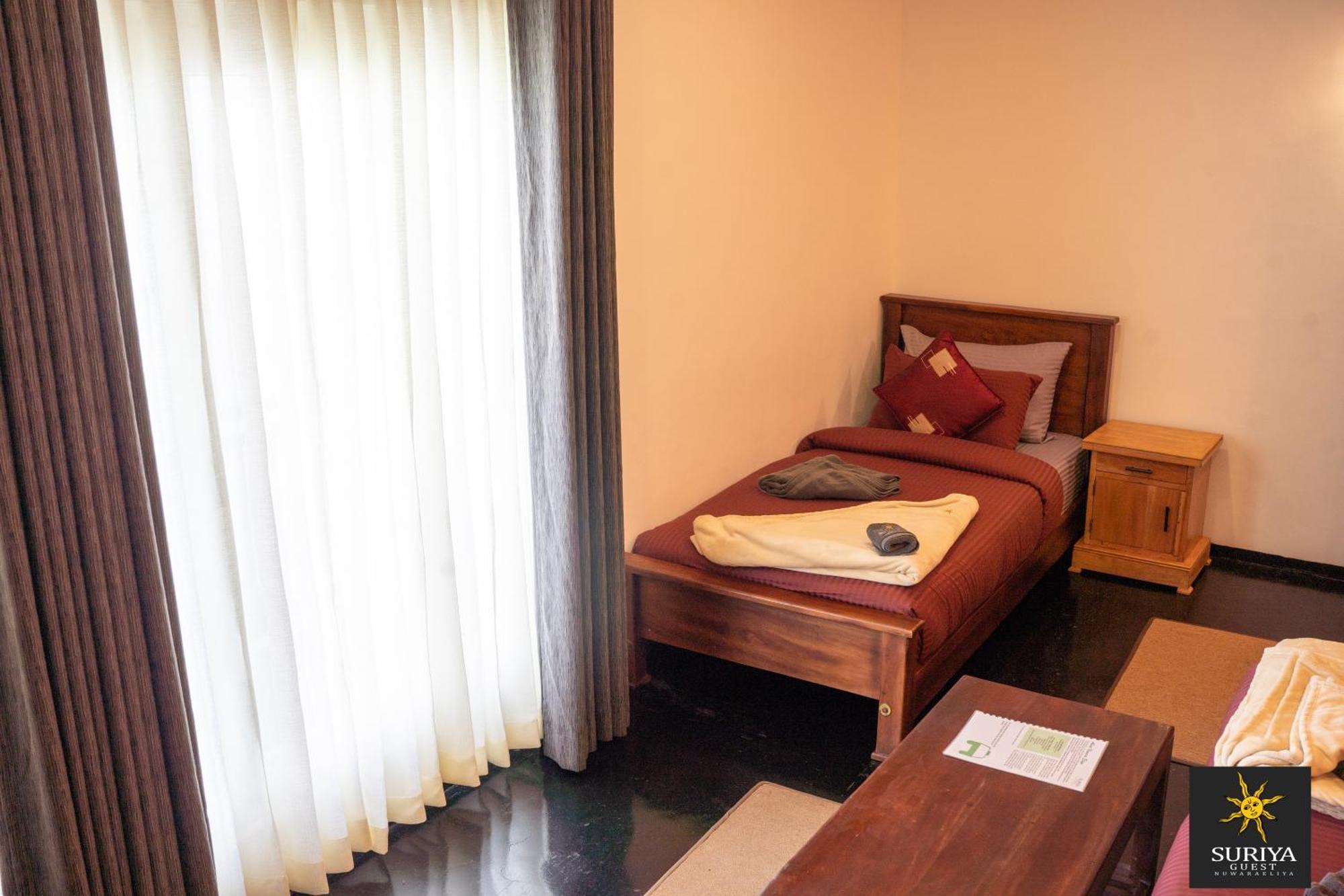Suriya Guest Hotel Nuwara Eliya Exterior foto
